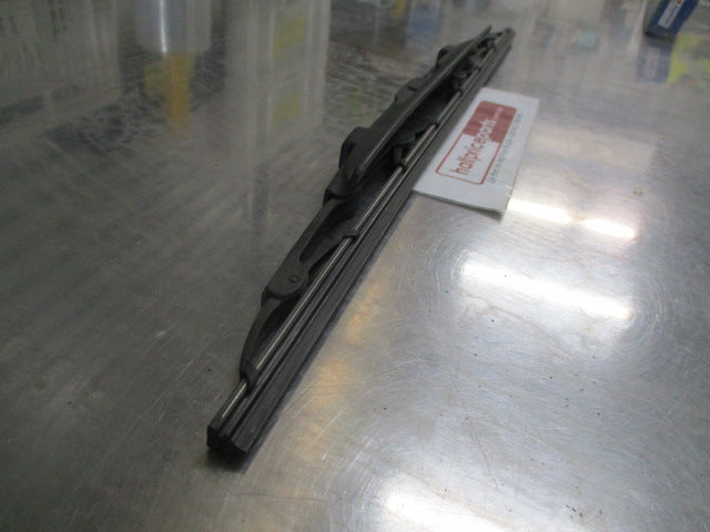 Suzuki SX4 Genuine Lefthand Wiper Blade Assembly - New Part