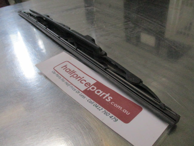 Suzuki SX4 Genuine Lefthand Wiper Blade Assembly - New Part