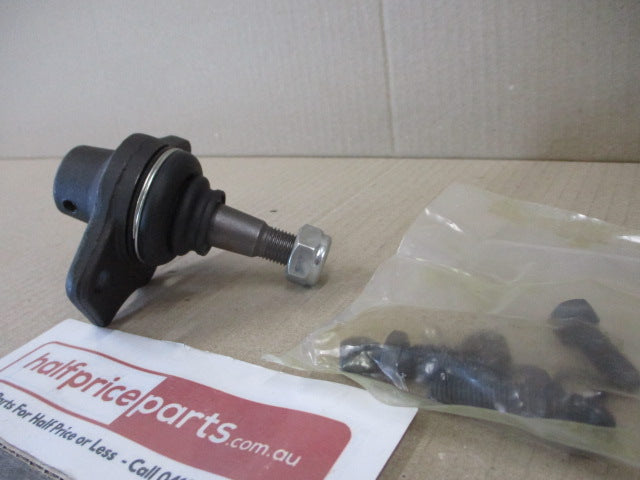 Transteering Upper Front Upper Ball Joint Assy Suitable For Ford Falcon/Fairlane/Fairmont/Nissan Ute