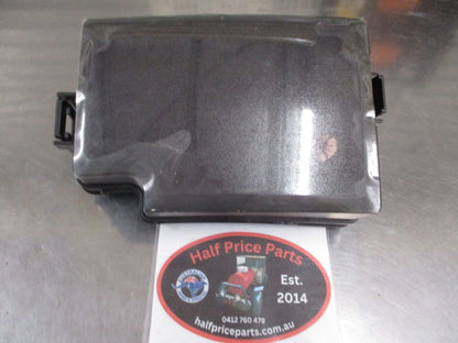 Hyundai Kona Genuine Upper Fuse Box Lid Under Bonnet New Part