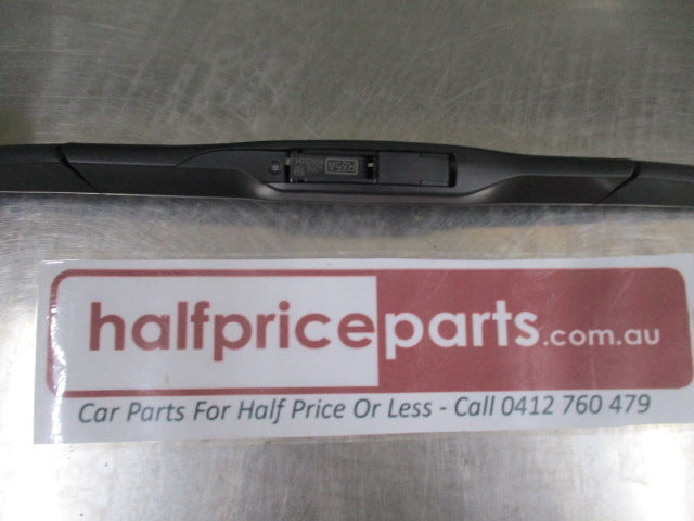 Suzuki S-Cross/Swift/Alto Genuine Rear Wiper Blade Assembly - New Part