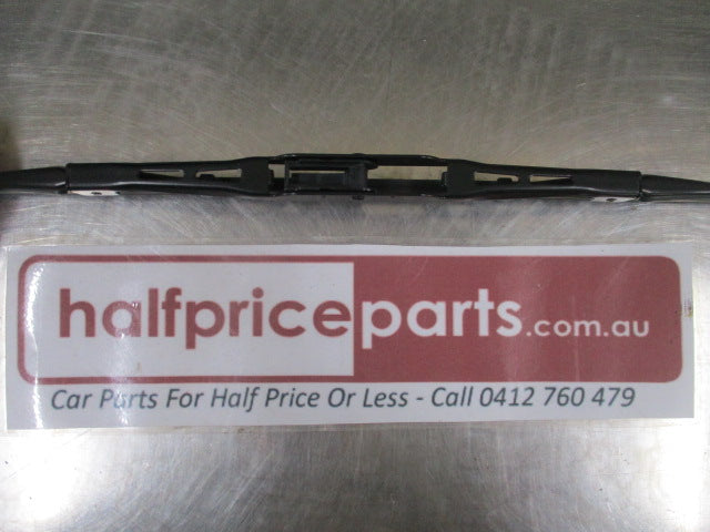 Suzuki SX4 Genuine Passenger Front Replacement Wiper Blade - New Part
