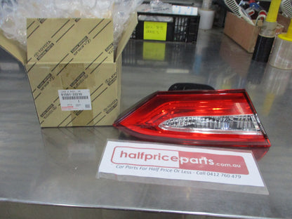 Toyota Camry Genuine Inner Passenger Side Tail Light New Part