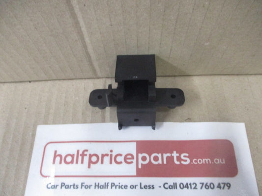 Ford Transit Genuine Head Light Inner Side Bottom Bracket New Part