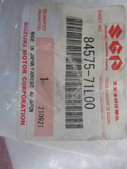 Suzuki Swift Genuine Glass Clip Fastener New Part