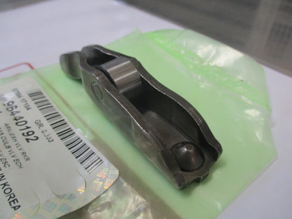 Holden Captiva 5 Genuine Exhaust Valve Rocker New Part