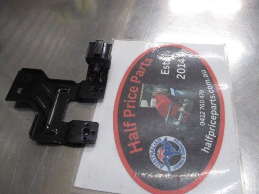 Hyundai Santa Fe Genuine Ambient Air Temperature Sensor Bracket New Part