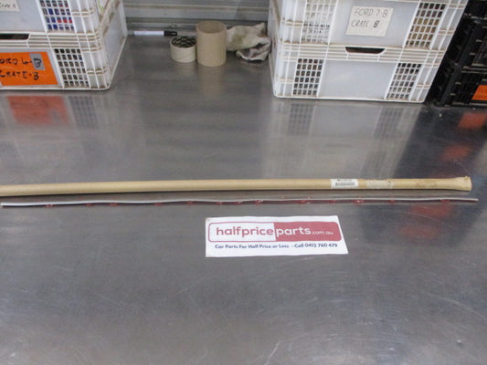 Mitsubishi Pajero Genuine Right Hand Front Flare Seal (Silver) New Part