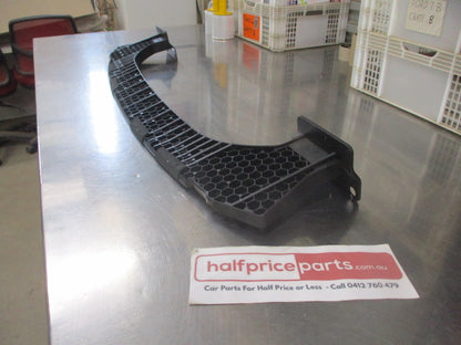 Hyundai IX35 Genuine Front Lower Bumper Stiffener New Part