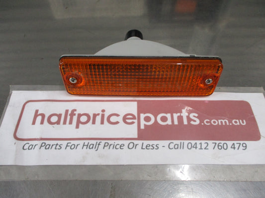 MAZDA E2000 VAN Genuine Left Hand Front Bar Indicator Assembly New Part