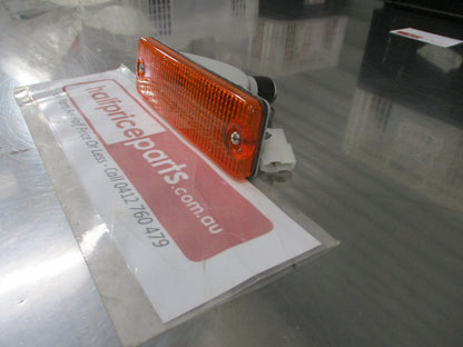 MAZDA E2000 VAN Genuine Left Hand Front Bar Indicator Assembly New Part