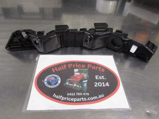 Kia Sportage Genuine Right Hand Front Bumper Side Bracket New Part