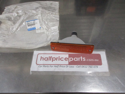 MAZDA E2000 VAN Genuine Right Hand Front Bar Indicator Assembly New Part