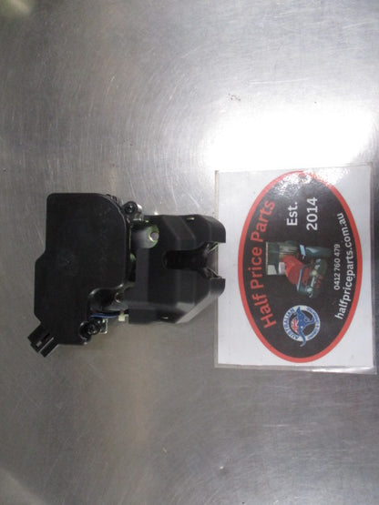 Honda Civic Type-R FD-2 Genuine Power Switch And Latch Boot New Part