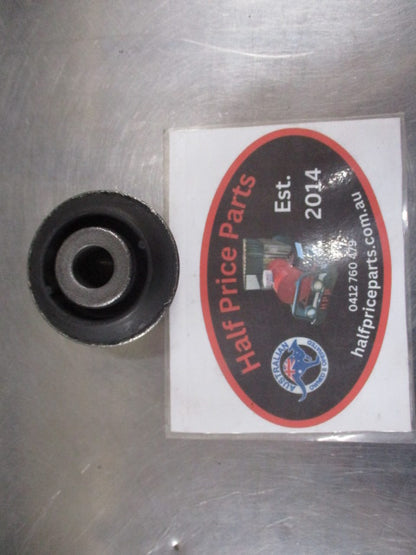 Honda Civic/CR-V Genuine Lower Control Arm Rear Bush New Part