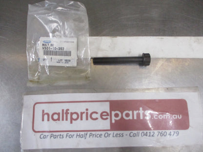 Mazda B2500 Genuine Crankshaft Cap Bolt New Part