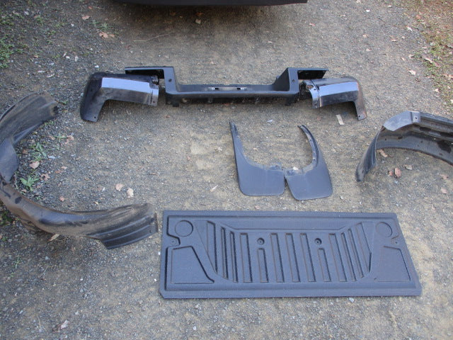 Isuzu D-Max Dual Cab Genuine Grey Mica Tub with Hard Lid/Tub Liner New Part