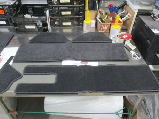 Toyota Granvia Genuine Carpet Mat Set - Incomplete - New Part