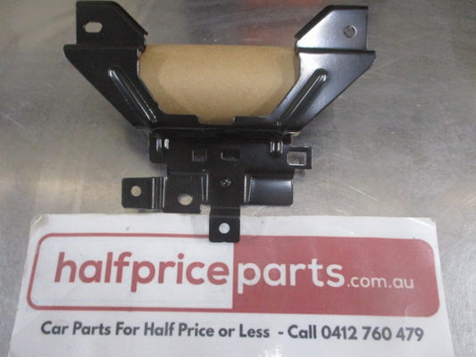 Ford Fiesta Mk7 Genuine Front Bonnet Latch Bracket New Part