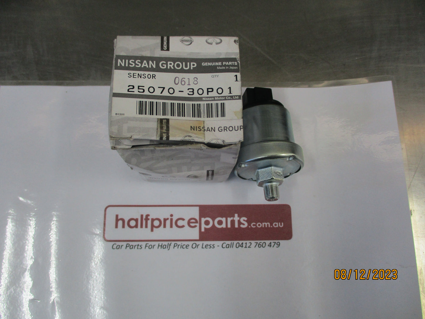 Nissan Skyline / Stagae / Laurel / 300ZX Genuine Oil Pressure Switch Sensor New Part