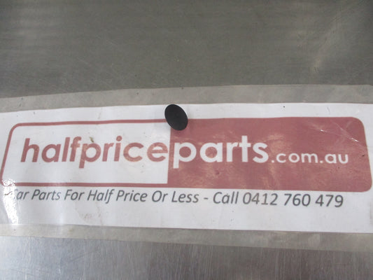 Mazda 3/5/6/MX-5/RX-7/626/Protege/MX-6/MPV Genuine Bonnet Insulation Clip New Part