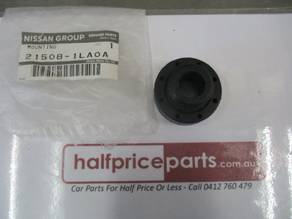 Nissan Patrol Genuine Rubber Radiator Mount New Part