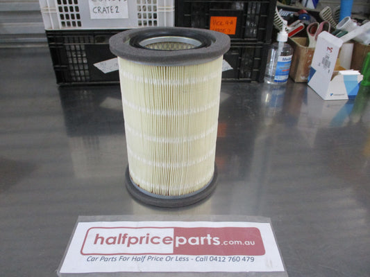 Sakura Engine Air Filter Suits Mazda Bravo/Traveller / Ford Courier New Part
