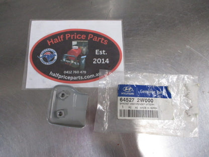 Hyundai Santa Fe Genuine Right Hand Front Guard Bracket New Part