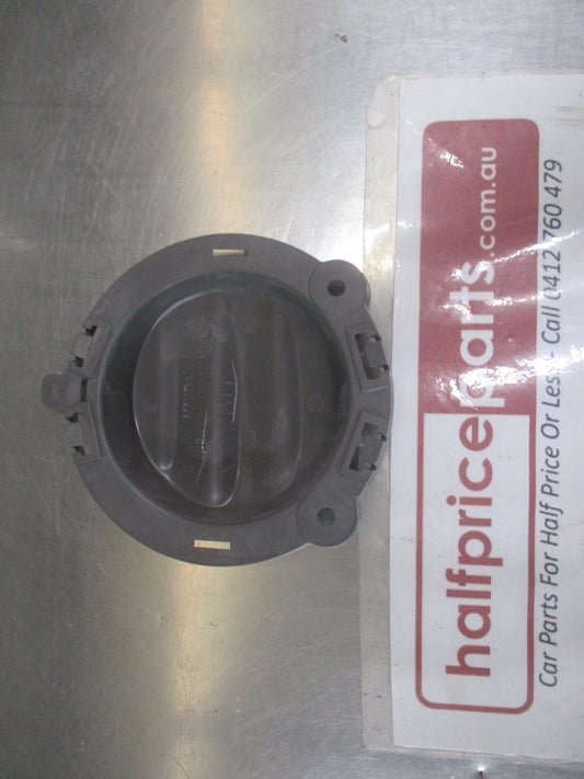 Mazda Tribute Genuine Right Hand (Drivers) Front Fog Light Blank Insert New Part