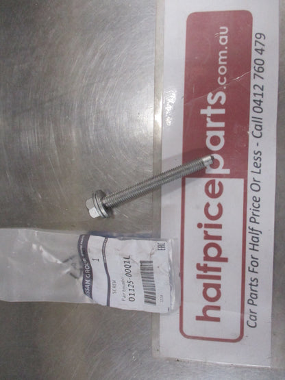 Nissan Juke Genuine Front Cross Member To Chassis Arm Bolt New Part