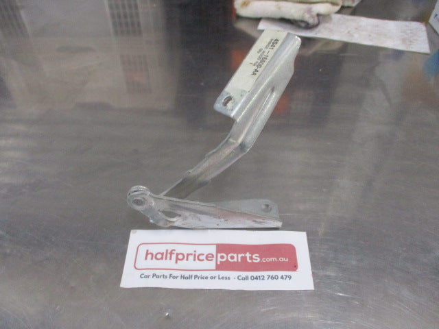 Ford Focus Genuine Right Hand Front Bonnet Hinge New Part