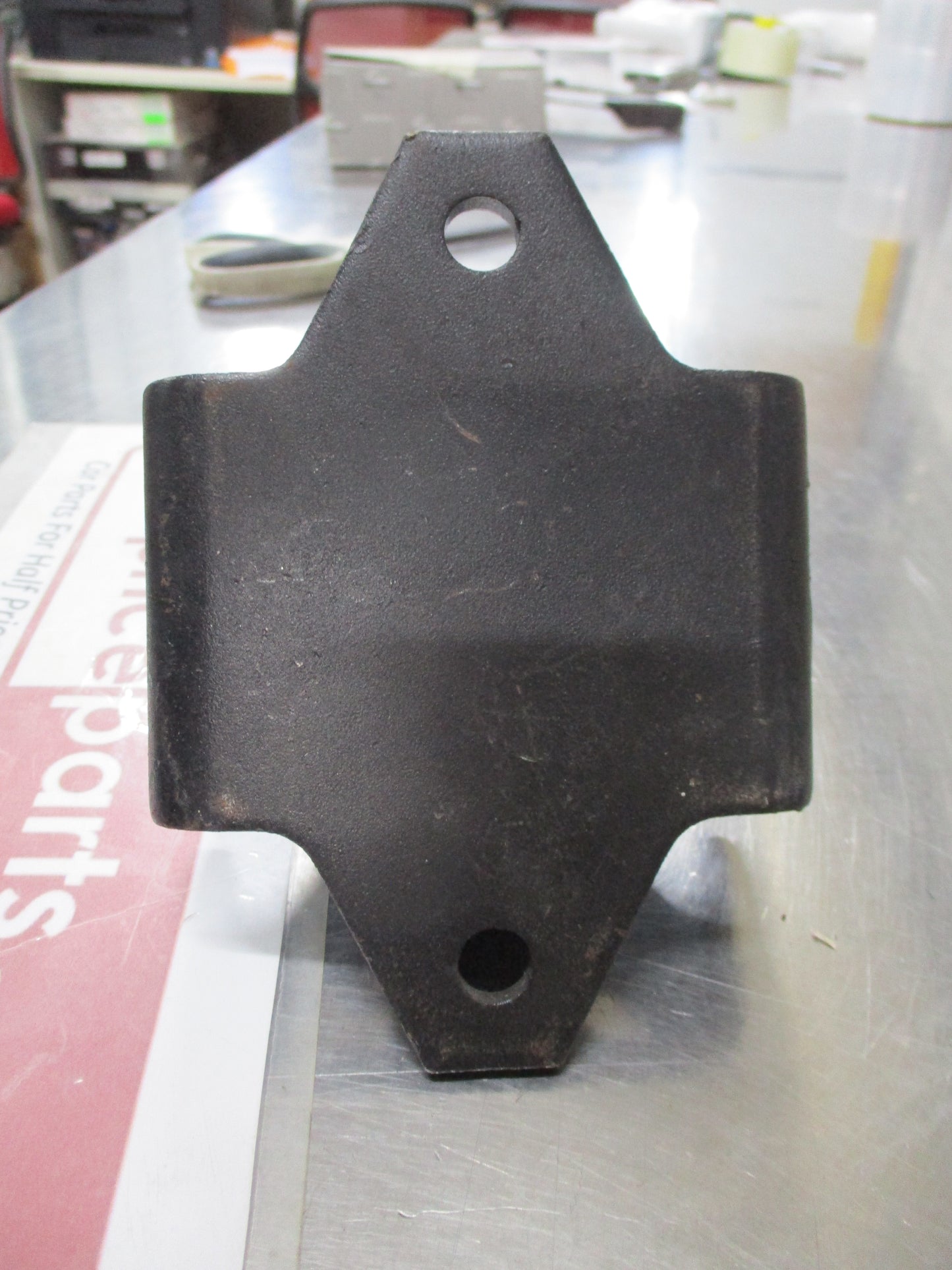 Nissan GQ/GU Genuine Gear Box Mount New Part