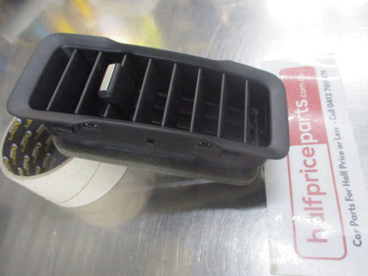 Ford Ranger PX Genuine Left Hand Vent Louver Grille Assembly New Part