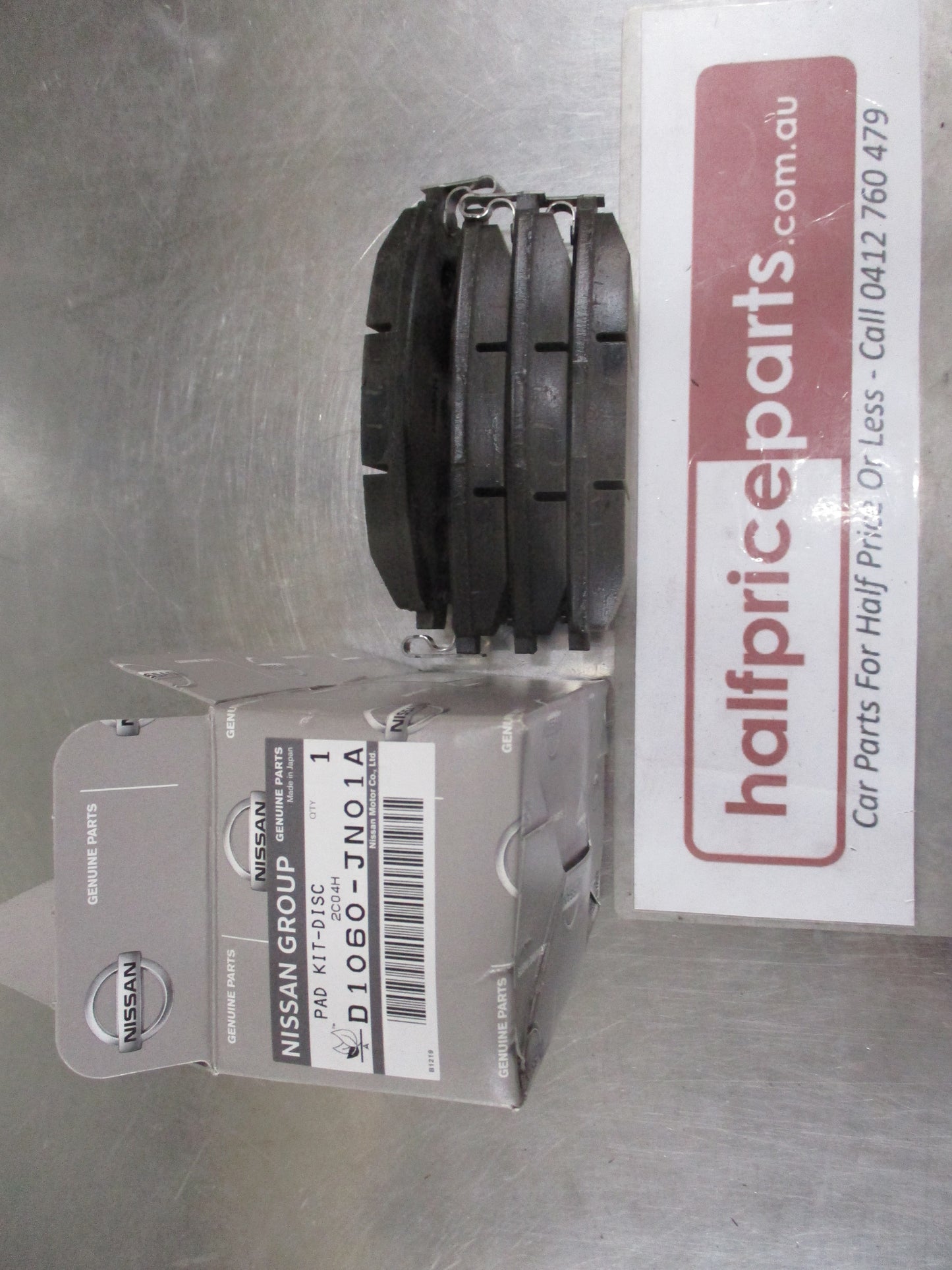 Nissan Altima Genuine Front Brake Pad Set New Part