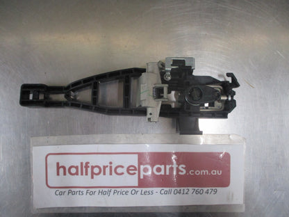 Mazda BT-50 UR Genuine Right Hand Front Door Handle Retainer New Part