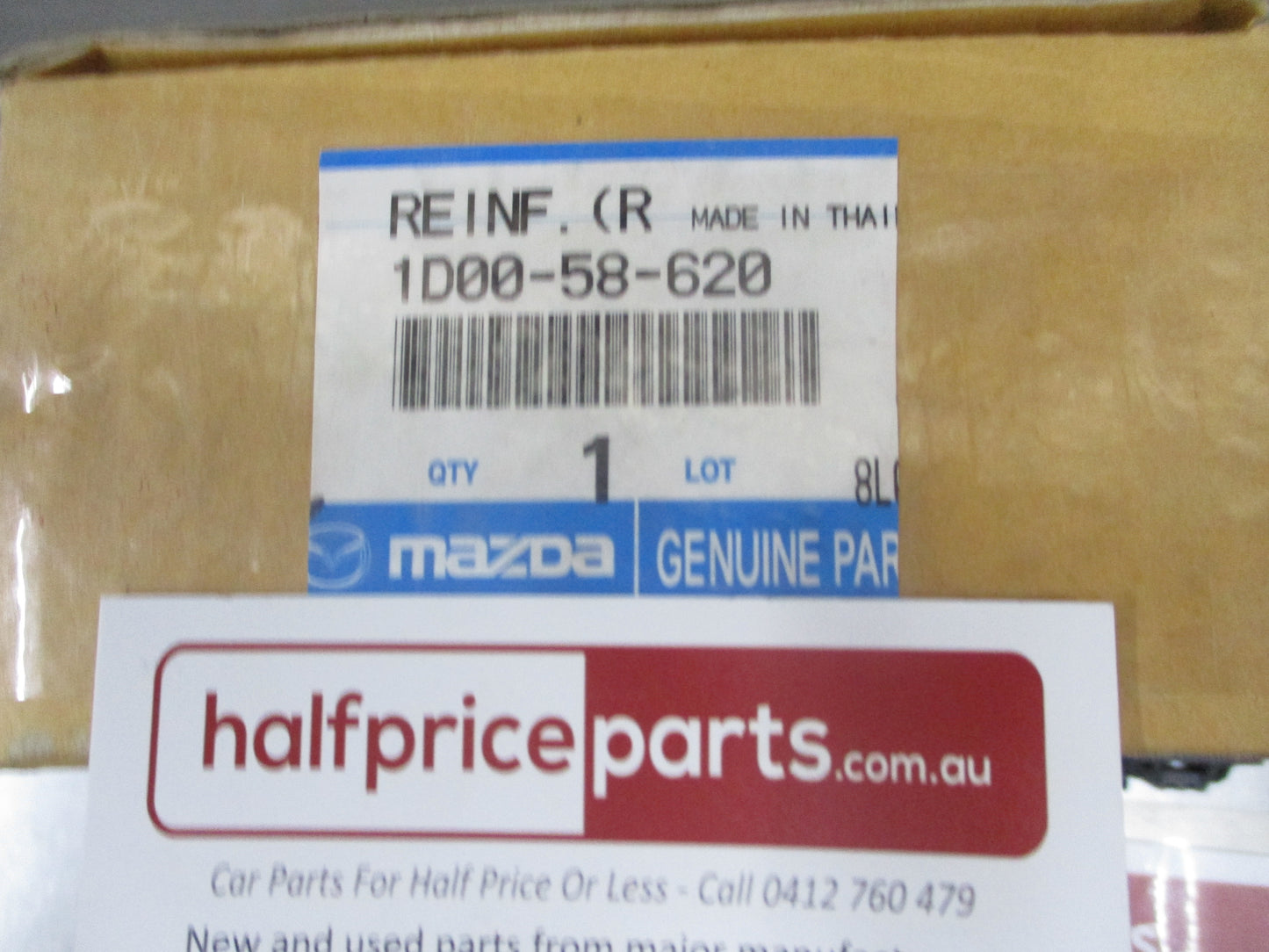 Mazda BT-50 UR Genuine Right Hand Front Door Handle Retainer New Part