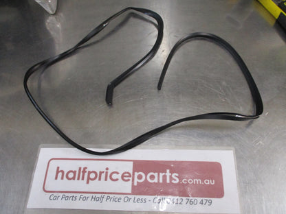 Nissan NP300 Genuine Rear Passenger Side Flare Seal New Part