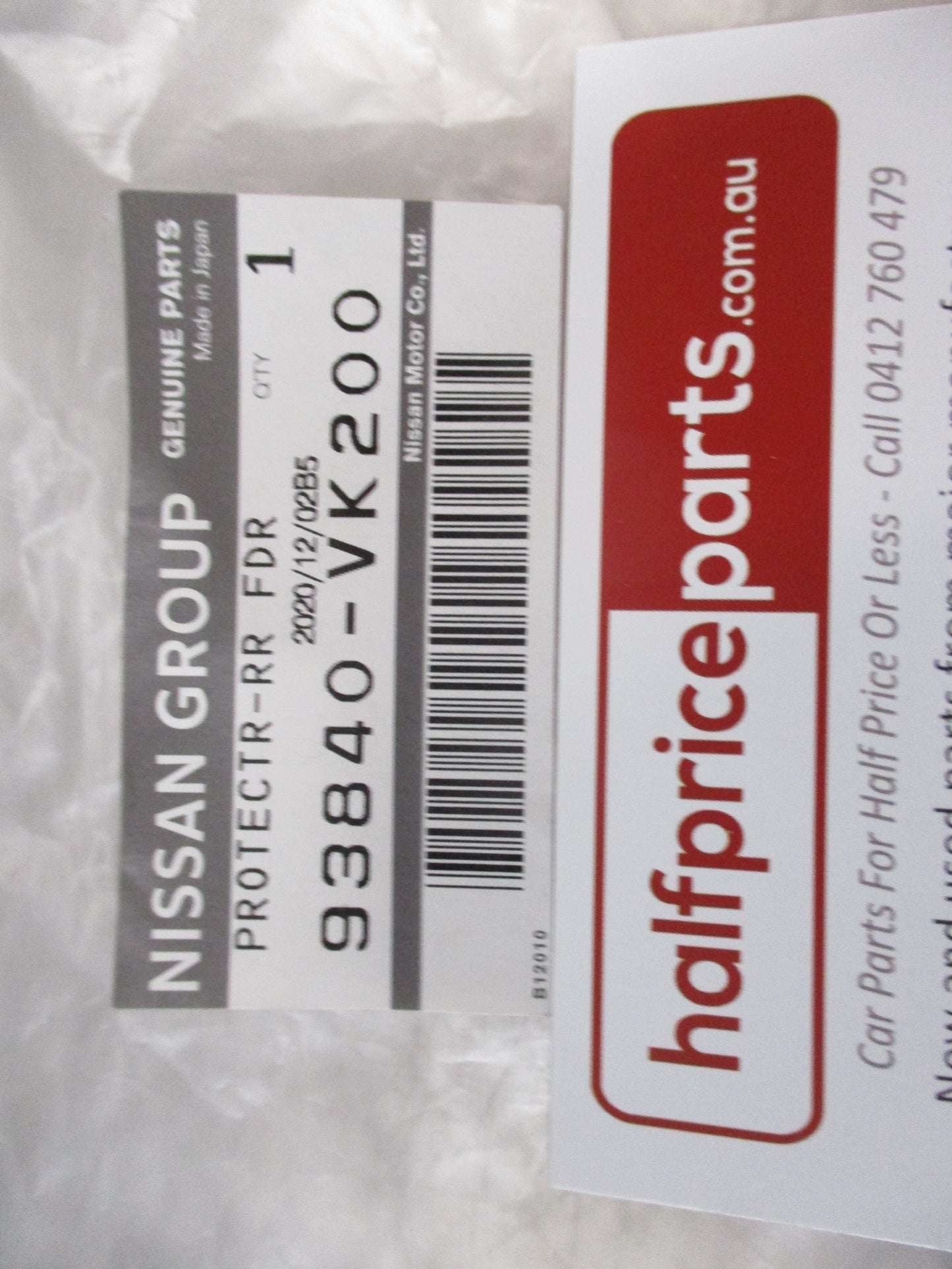 Nissan NP300 Genuine Rear Passenger Side Flare Seal New Part
