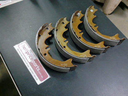 Terrain Tamer Hand Brake Shoes Suits Toyota 70/75/76/78/79/80 Series Landcruiser/90/95/120/150 Landcruiser Prado New Part