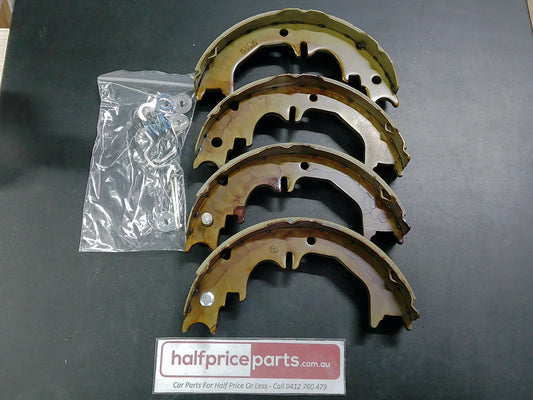 Toyota 76/78/79 Series Landcruiser Genuine Handbrake Shoe Kit New Part