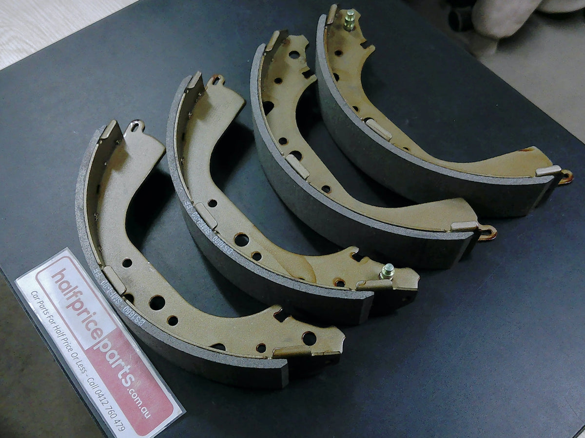 Bendix Rear Brake Shoes Suits Toyota 4 Runner/Hilux/Hiace/Dyna/Surf/Landcruiser New Part