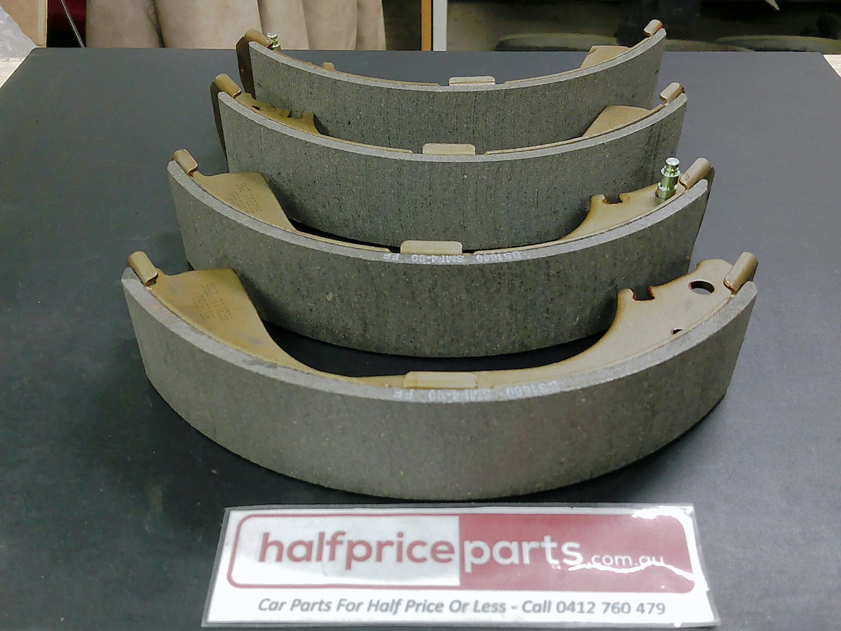 Bendix Rear Brake Shoes Suits Toyota 4 Runner/Hilux/Hiace/Dyna/Surf/Landcruiser New Part