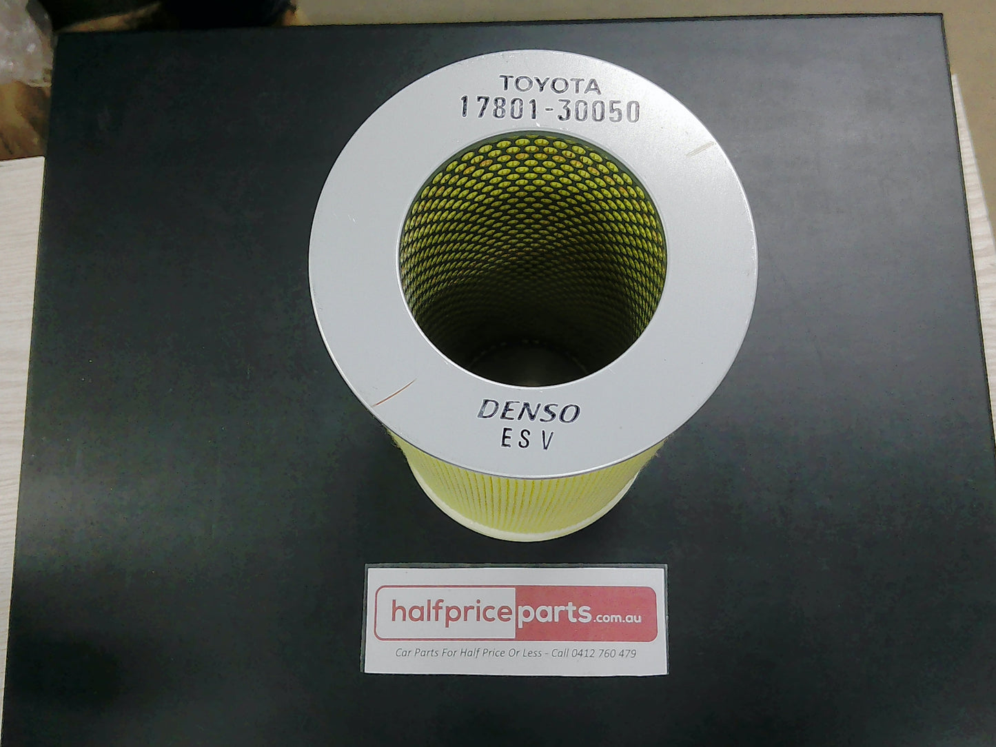 Toyota Hiace/Commuter Genuine Air Filter New Part
