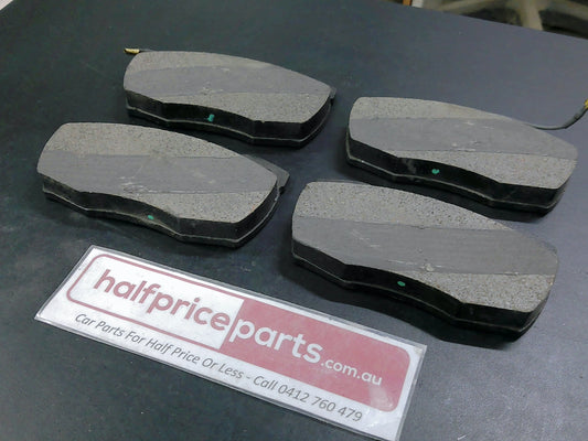 Bendix Front Brake Pad Set Suits Landrover 90/110 Diesel/Petrol New Part