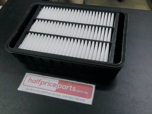 Ryco Air Filter Suits Citroen C4/Mitsubishi ASX/Lancer/Outlander/Delica/Peugeot 4007 New Part