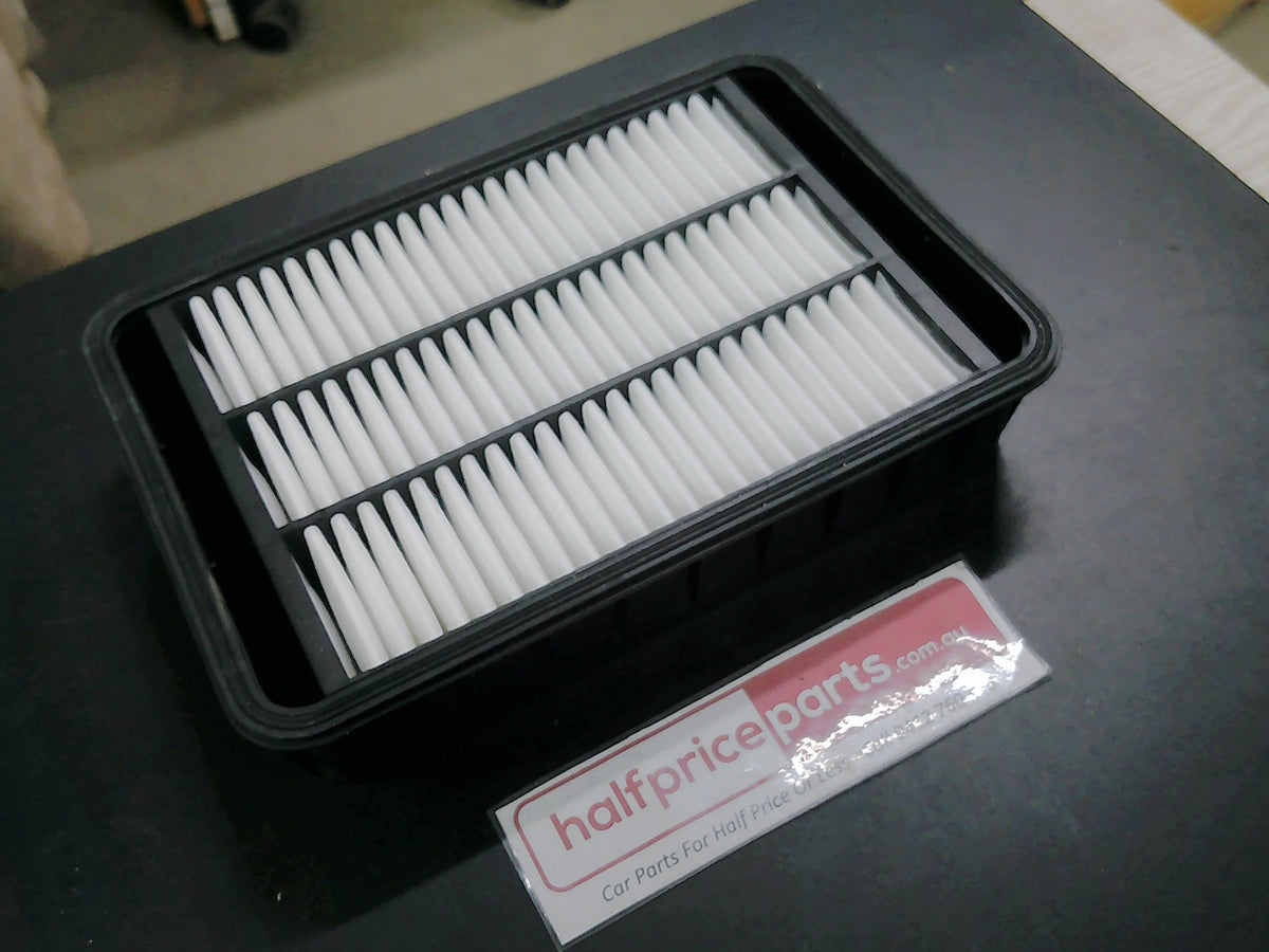 Ryco Air Filter Suits Citroen C4/Mitsubishi ASX/Lancer/Outlander/Delica/Peugeot 4007 New Part