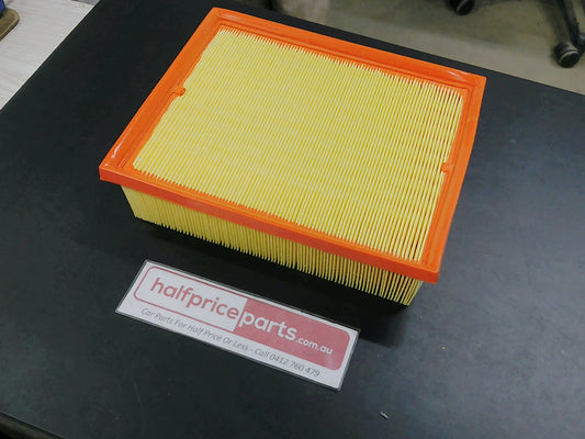 Sakura Air Filter Suits Land Rover Defender/Freelander/Discovery New Part