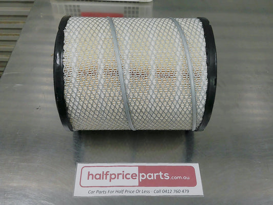 Sakura Air Filter Suits Isuzu NPR75/ELF Truck New Part