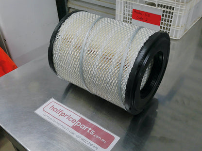 Sakura Air Filter Suits Isuzu NPR75/ELF Truck New Part