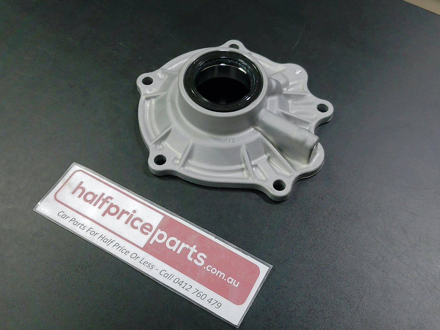Toyota Prado/Hilux Genuine Transfer Case and Ext Housing New Part
